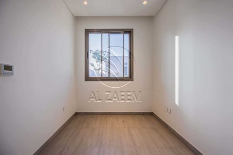 ویلا برای اجاره در Yas Island، Abu Dhabi، امارات متحده عربی 3 خوابه ، 313 متر مربع ، شماره 725698 - تصویر 4