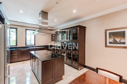 Villa sa Palm Jumeirah, Dubai, UAE 4 silid-tulugan, 368.55 sq.m. № 745789 - larawan 4