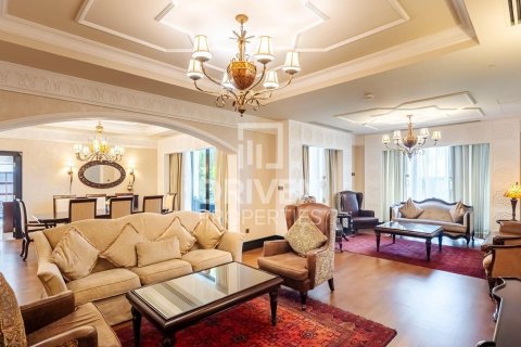 Palm Jumeirah, Dubai, BAE’de kiralık villa 5 yatak odası, 412.77 m² No 745790 - fotoğraf 3