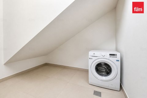 Rijtjeshuis te huur in Dubai, VAE 4 slaapkamers, 145.1 vr.m., nr 719836 - foto 14