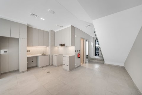 Townhouse in Mohammed Bin Rashid City, Dubai, UAE 2 bedrooms, 111.95 sq.m. № 750493 - photo 17
