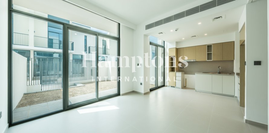 Radhus i Arabian Ranches 3, Dubai, UAE 3 sovrum, 132.944 kvm Nr. 766420