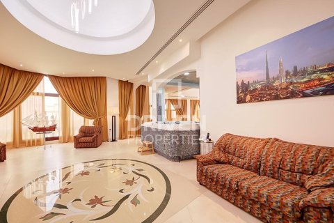 فيلا للإيجار في Emirates Hills، دبي، الإمارات العربية المتحدة 1723.72 متر مربع ، رقم 768184 - صورة 24