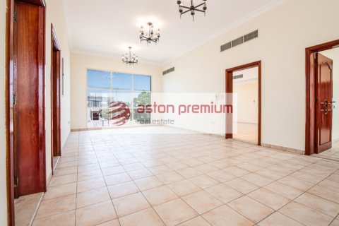 Vilă de închiriat în Al Barsha, Dubai, EAU 5 dormitoare, 1394 mp. №741535 - poză 26