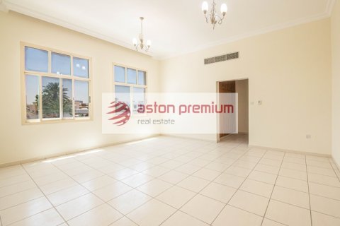 Vilă de închiriat în Al Barsha, Dubai, EAU 5 dormitoare, 1394 mp. №741535 - poză 29