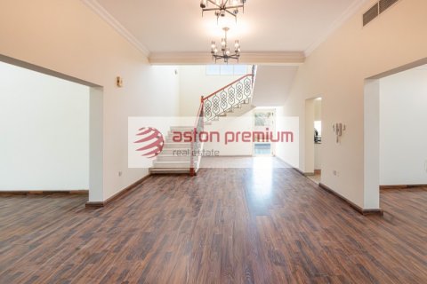 Vilă de închiriat în Al Barsha, Dubai, EAU 5 dormitoare, 1394 mp. №741535 - poză 6