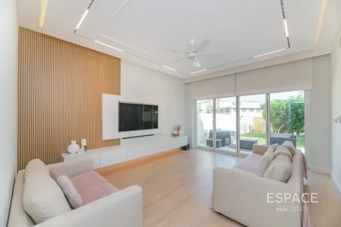 Villa a The Springs, Dubai, EAU 3 camere da letto, 237 mq. № 738150