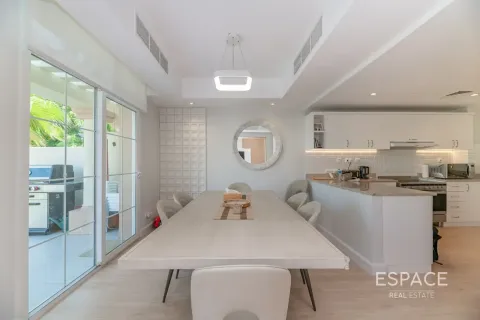 Vila u The Springs, Dubai, UAE 3 spavaćih soba, 237 m2 Br. 738150 - fotografija 4