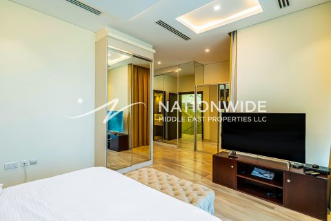 Dubai, UAE의 판매용 빌라 침실 4개, 166제곱미터 번호 659922 - 사진 7