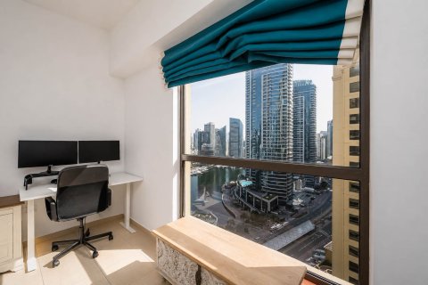 Apartment til salg i Jumeirah Beach Residence, Dubai, UAE 3 soveværelser, 177.3 kvm № 749116 - foto 8