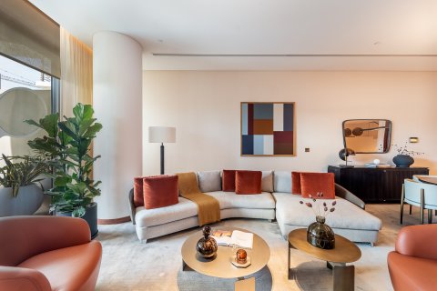 Apartament në Dubai, Emiratet e Bashkuara Arabe 4 dhoma gjumi, 516 m2. № 696239 - Foto 12