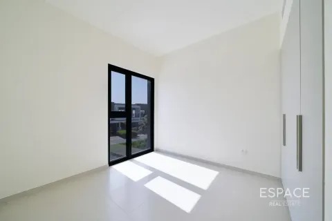 Villa in vendita a Dubai South (Dubai World Central), Dubai, EAU 4 camere da letto, 210 mq. № 737970 - foto 15