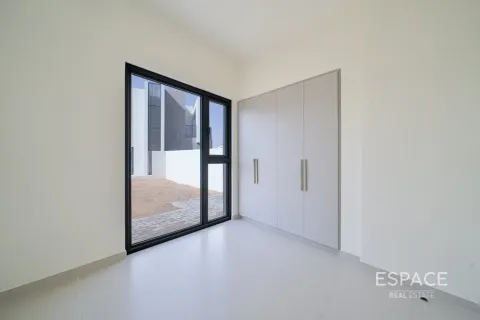 Villa in vendita a Dubai South (Dubai World Central), Dubai, EAU 4 camere da letto, 210 mq. № 737970 - foto 2