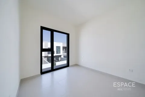Villa in vendita a Dubai South (Dubai World Central), Dubai, EAU 4 camere da letto, 210 mq. № 737970 - foto 3
