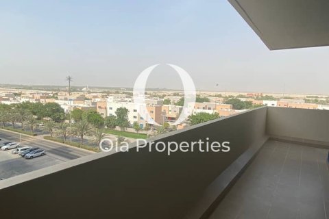 Al Reef, Abu Dhabi, UAE의 아파트 침실 3개, 147제곱미터 번호 730955