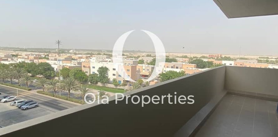 Wohnung in Al Reef, Abu Dhabi, VAE: 3 Schlafzimmer, 147 m2 Nr. 730955