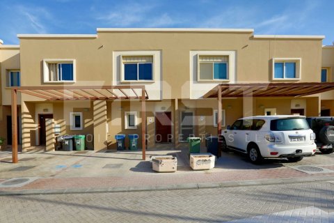 Vila di Al Reef, Abu Dhabi, UAE 2 bilik tidur, 111.9 meter persegi № 730957 - foto 17