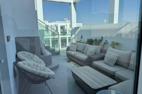 Villa itt: Wadi Al Safa 3, Dubai, EAE, 4 hálószoba, 240 m², azonosító: 734139 - fénykép 11
