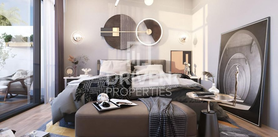 Villa in Dubai Investment Park, UAE 4 bedrooms, 78.87 sq.m. № 762518