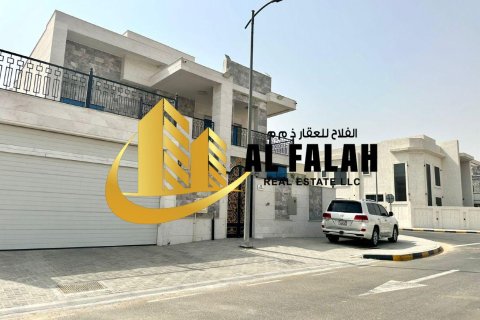 زمین در Tilal City، Sharjah ، امارات متحده عربی 390 متر مربع.  شماره 656024