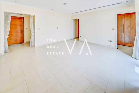 Зняти в оренду квартиру в Джумейра, Дубай, ОАЕ 4 спальні, 509.93м2, № 637701 - фото 3