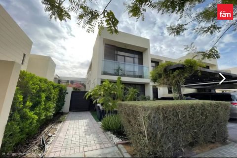 Villa te koop in Dubai, VAE 5 slaapkamers, 390.7 vr.m., nr 740829 - foto 13