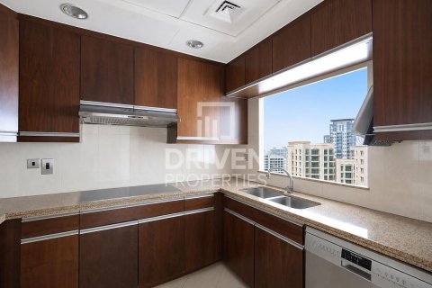 Apartment in Dubai Marina, UAE 3 bedrooms, 237.92 sq.m. № 765520 - photo 11