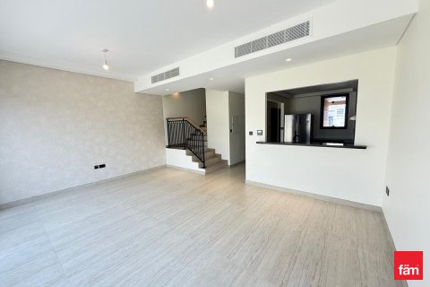 Dubai, BAE’de satılık sıra ev 5 yatak odası, 219.6 m&sup2; No 679929 - fotoğraf 2