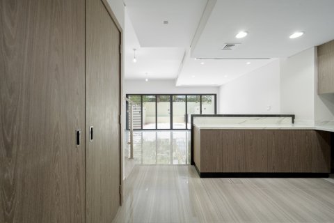 טאונהאוס למכירה ב DAMAC Hills (Akoya by DAMAC), Dubai, איחוד האמירויות  4 חדרי שינה, 177.41 מ"ר, מספר 757409 - תמונה 2