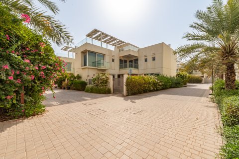 Villa sa The Sustainable City, Dubai, UAE 3 silid-tulugan, 312.87 sq.m. № 757410