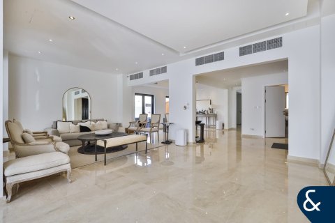 Vila di Meadows, Dubai, UAE 5 bilik tidur, 348 meter persegi № 667877