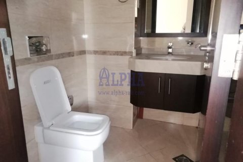 Radhus till försäljning i Al Hamra Village, Ras Al Khaimah, UAE 4 sovrum, 375.4 kvm Nr. 709292 - fotografi 19