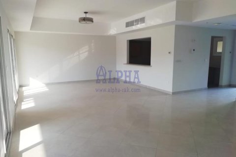 Radhus till försäljning i Al Hamra Village, Ras Al Khaimah, UAE 4 sovrum, 375.4 kvm Nr. 709292 - fotografi 14