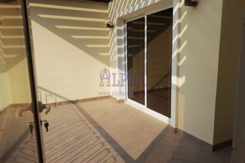 Radhus till försäljning i Al Hamra Village, Ras Al Khaimah, UAE 4 sovrum, 375.4 kvm Nr. 709292 - fotografi 18
