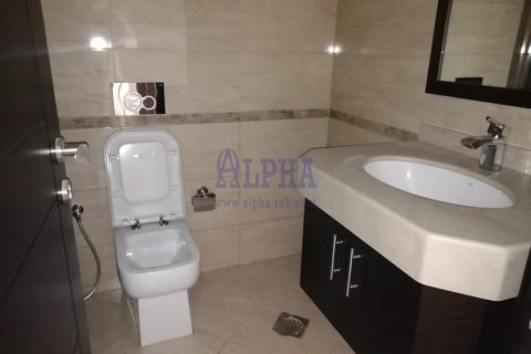 Radhus till försäljning i Al Hamra Village, Ras Al Khaimah, UAE 4 sovrum, 375.4 kvm Nr. 709292 - fotografi 20