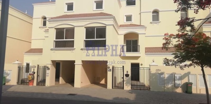 Radhus i Al Hamra Village, Ras Al Khaimah, UAE 4 sovrum, 375.4 kvm Nr. 709292