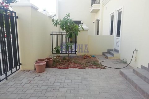 Radhus till försäljning i Al Hamra Village, Ras Al Khaimah, UAE 4 sovrum, 375.4 kvm Nr. 709292 - fotografi 4