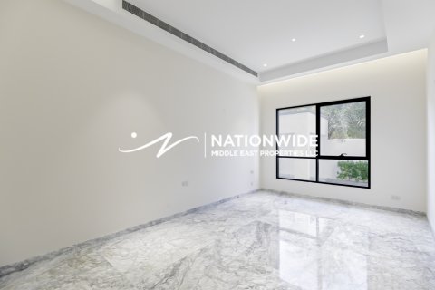 Abu Dhabi, BAE’de satılık villa 9 yatak odası, 1134 m&sup2; No 631977 - fotoğraf 16