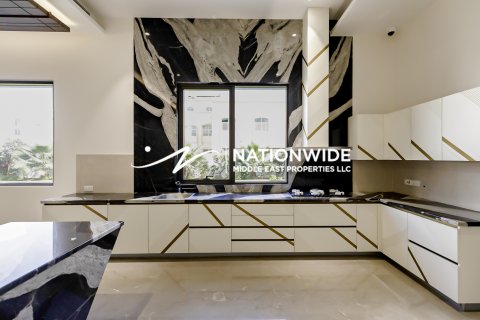 Abu Dhabi, BAE’de satılık villa 9 yatak odası, 1134 m&sup2; No 631977 - fotoğraf 9