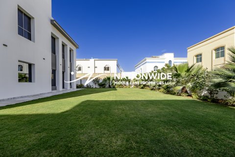 Abu Dhabi, BAE’de satılık villa 9 yatak odası, 1134 m&sup2; No 631977 - fotoğraf 19