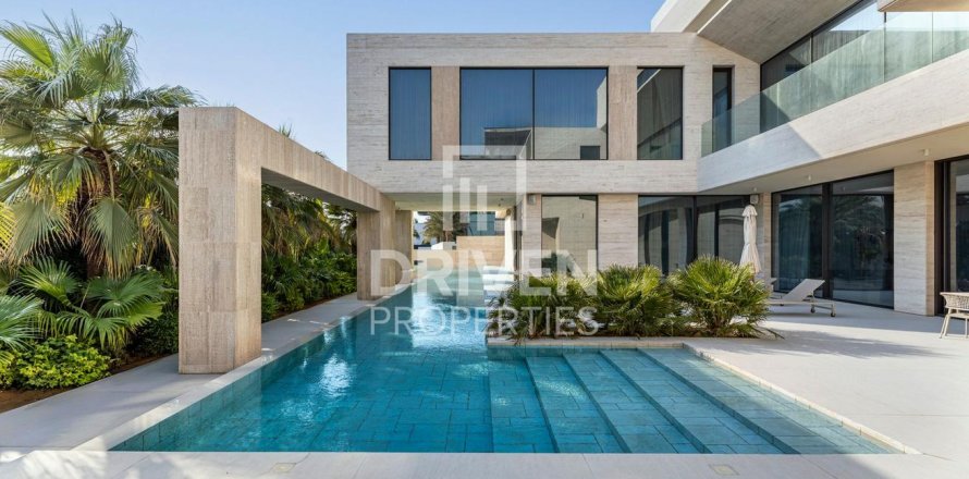 Villa à Jumeirah, Dubai, EAU: 7 chambres, 1211.64 m2 № 761957