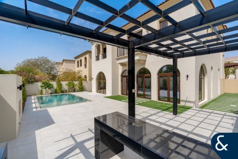Arabian Ranches, Dubai, UAE의 빌라 침실 6개, 429제곱미터 번호 697762