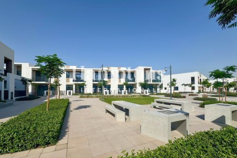 Townhouse di Arabian Ranches 3, Dubai, UEA 3 kamar tidur, 127.83452800 m2 nomor 740714 - foto 4