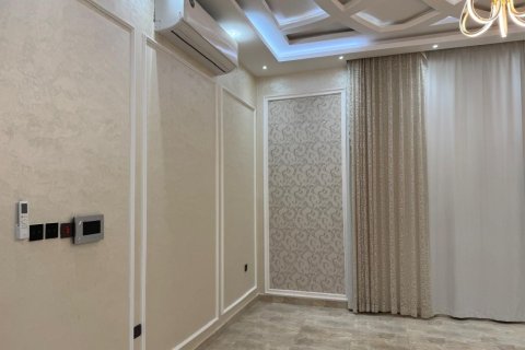 Villa te koop in Ras Al Khaimah, VAE 4 slaapkamers, 725 vr.m., nr 734625 - foto 3