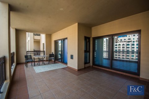 Apartment in Palm Jumeirah, Dubai, UAE 1 bedroom, 124 sq.m. № 704252 - photo 14