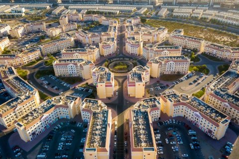 Terreno en International City, Dubai, EAU 3065.8 m² № 740927