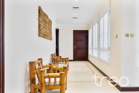 Palm Jumeirah, Dubai, UAE의 임대용 빌라 침실 4개, 464.52제곱미터 번호 733990 - 사진 22