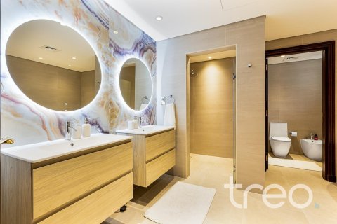 Palm Jumeirah, Dubai, UAE의 임대용 빌라 침실 4개, 464.52제곱미터 번호 733990 - 사진 12