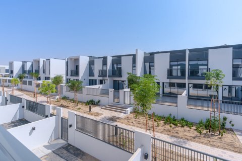 Vila u Dubai Land, Dubai, UAE 3 spavaćih soba, 161 m2 Br. 739379 - fotografija 13