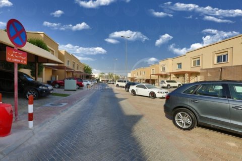 Willa na sprzedaż w Al Reef, Abu Dhabi, ZEA 2 sypialnie, 170.2 mkw., nr 731410 - zdjęcie 14